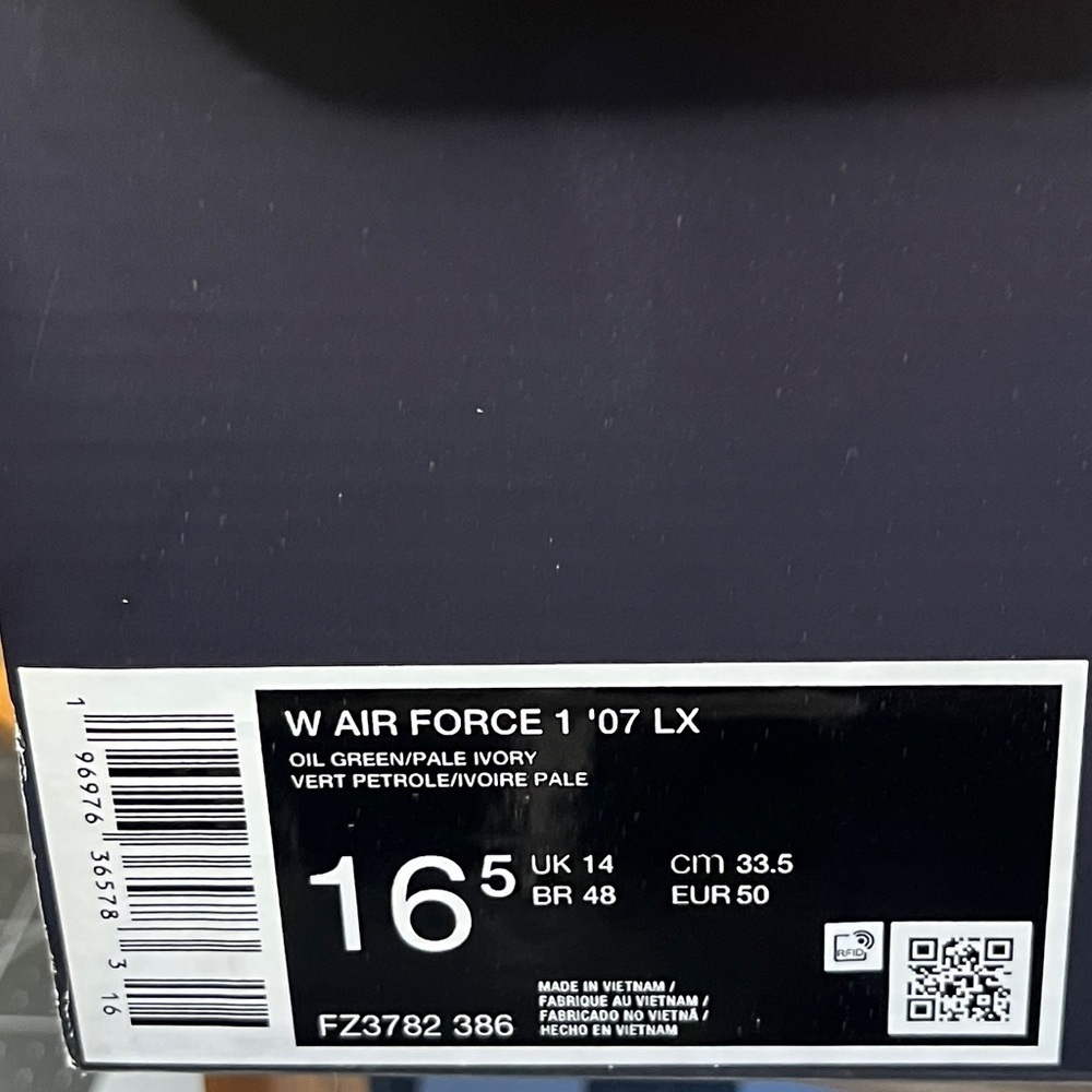 Nike Air Force 1 07 LX W
Brand new W/ box🔥 - Picture 10 of 11